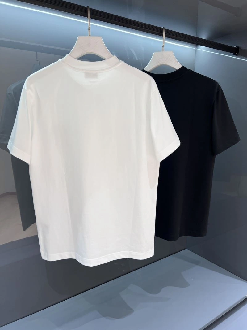 Supportive Christian Dior T-Shirts 116450