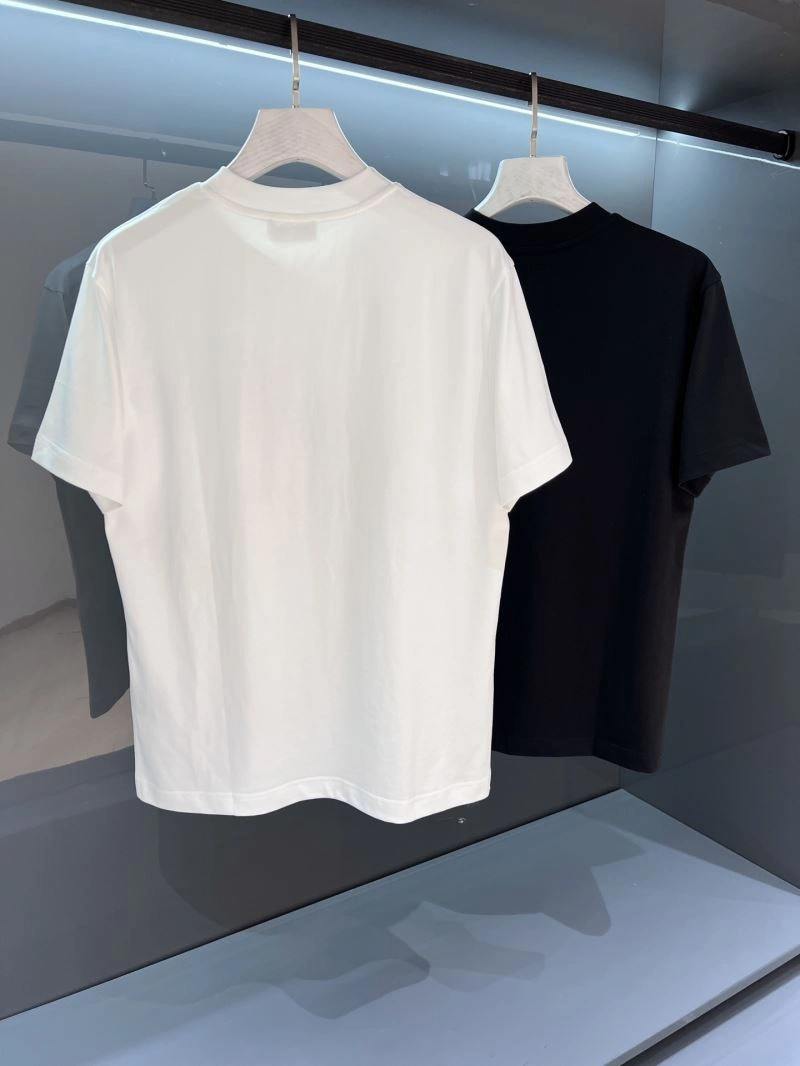 Sporty Christian Dior T-Shirts 116437