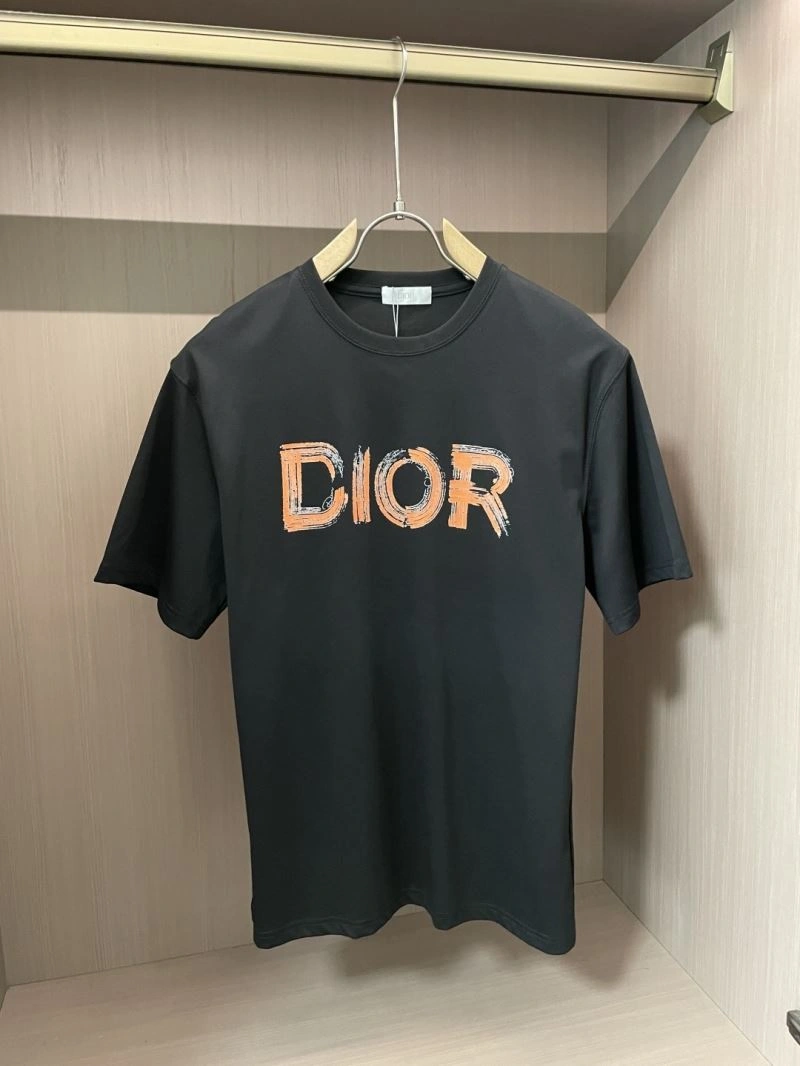 Cozy Christian Dior T-Shirts 116414