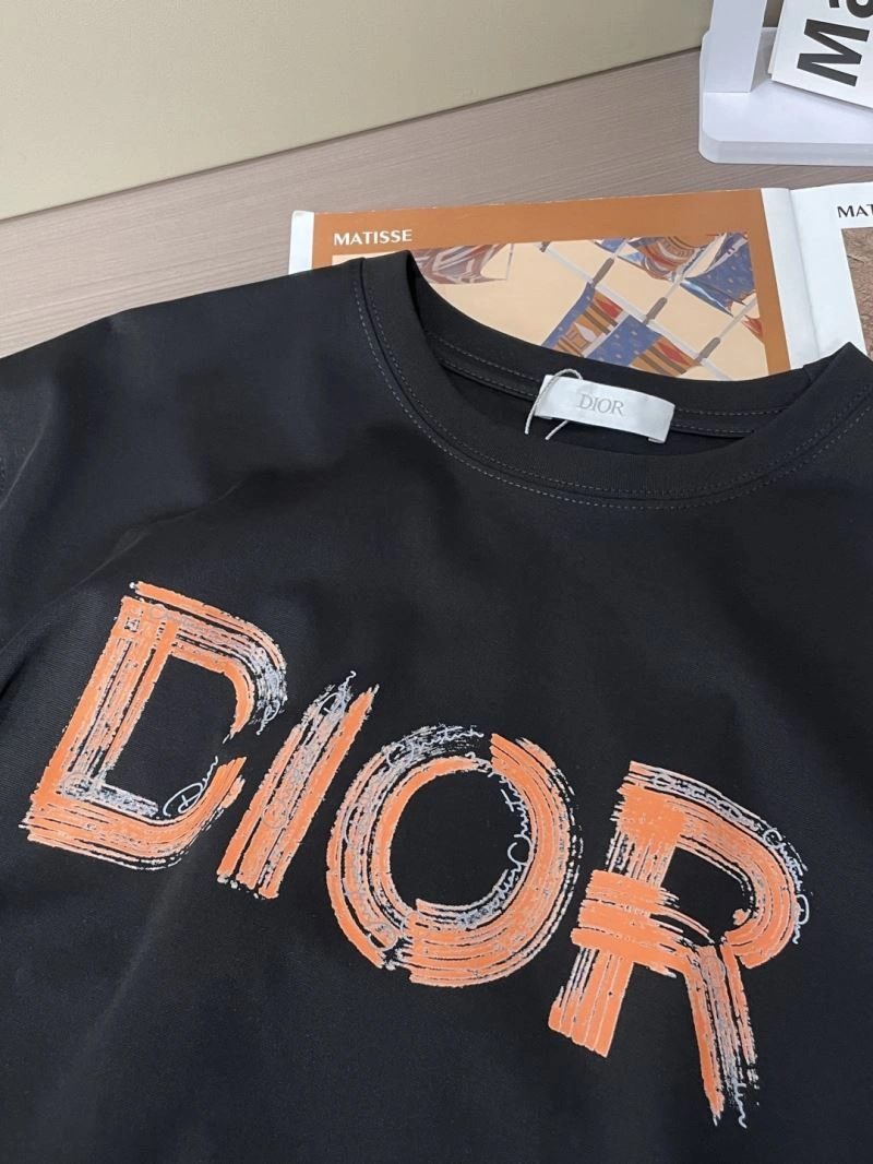 Cozy Christian Dior T-Shirts 116414