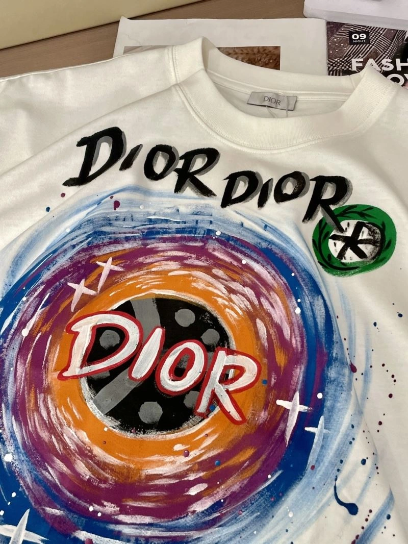 Christian Dior T-Shirts Fashionable 116379
