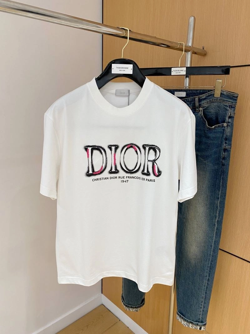 Christian Dior T-Shirts Refined 116357
