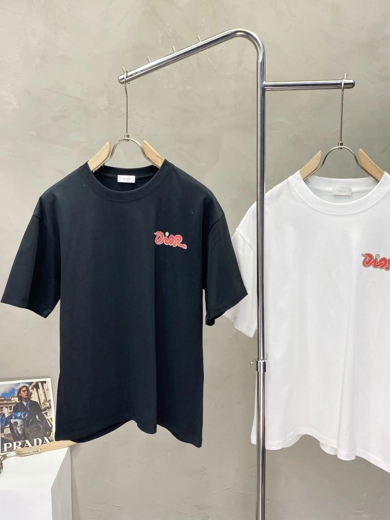 UrbanChic Christian Dior T-Shirts 116371