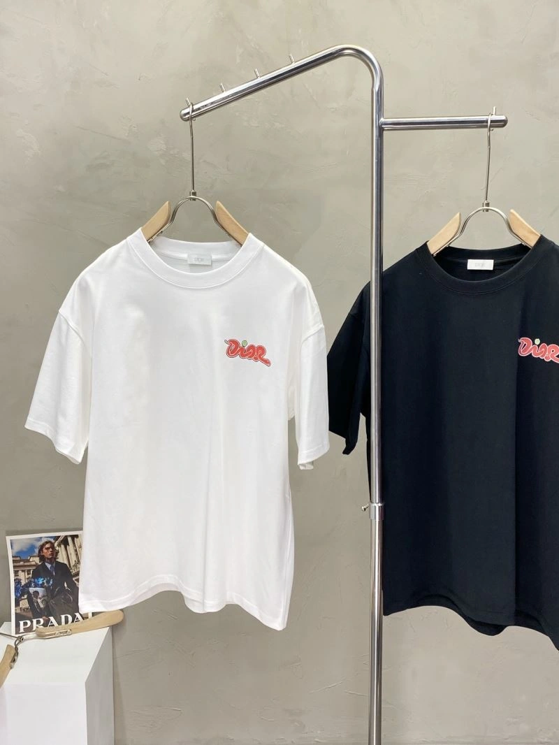 UrbanChic Christian Dior T-Shirts 116371
