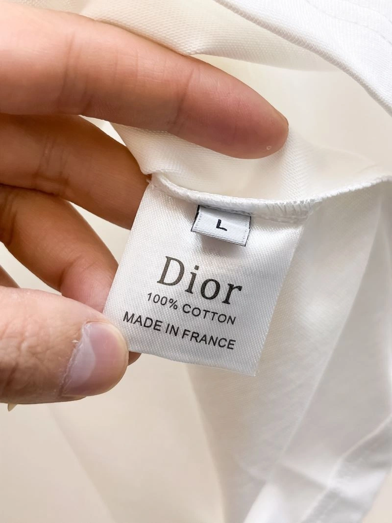 Stylish Christian Dior T-Shirts 116319