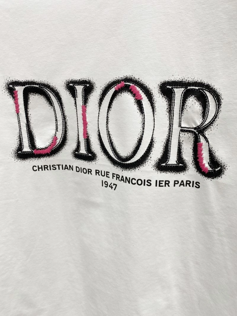 Stylish Christian Dior T-Shirts 116132