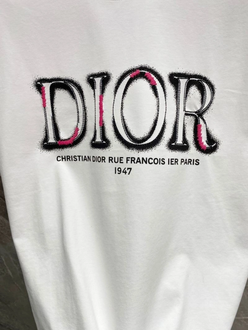 Stylish Christian Dior T-Shirts 116132