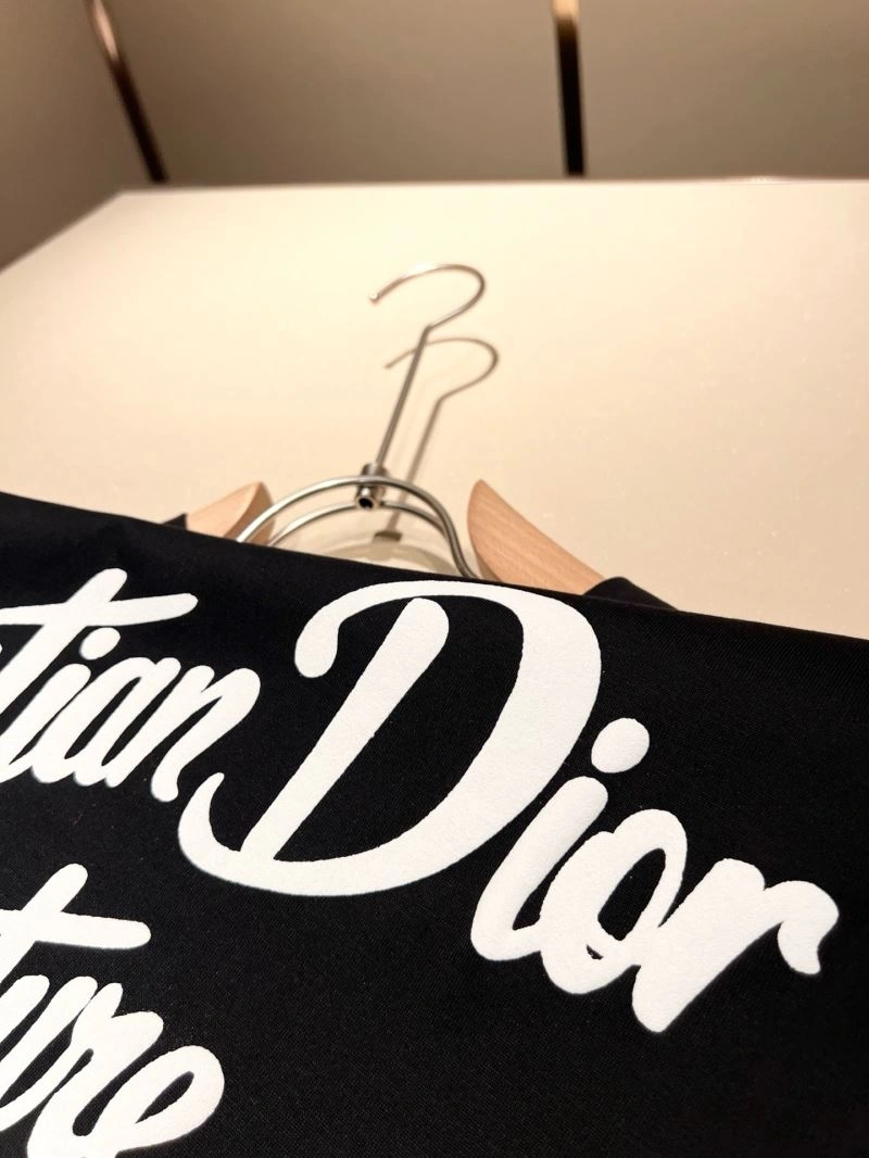 Neat Christian Dior T-Shirts 116077