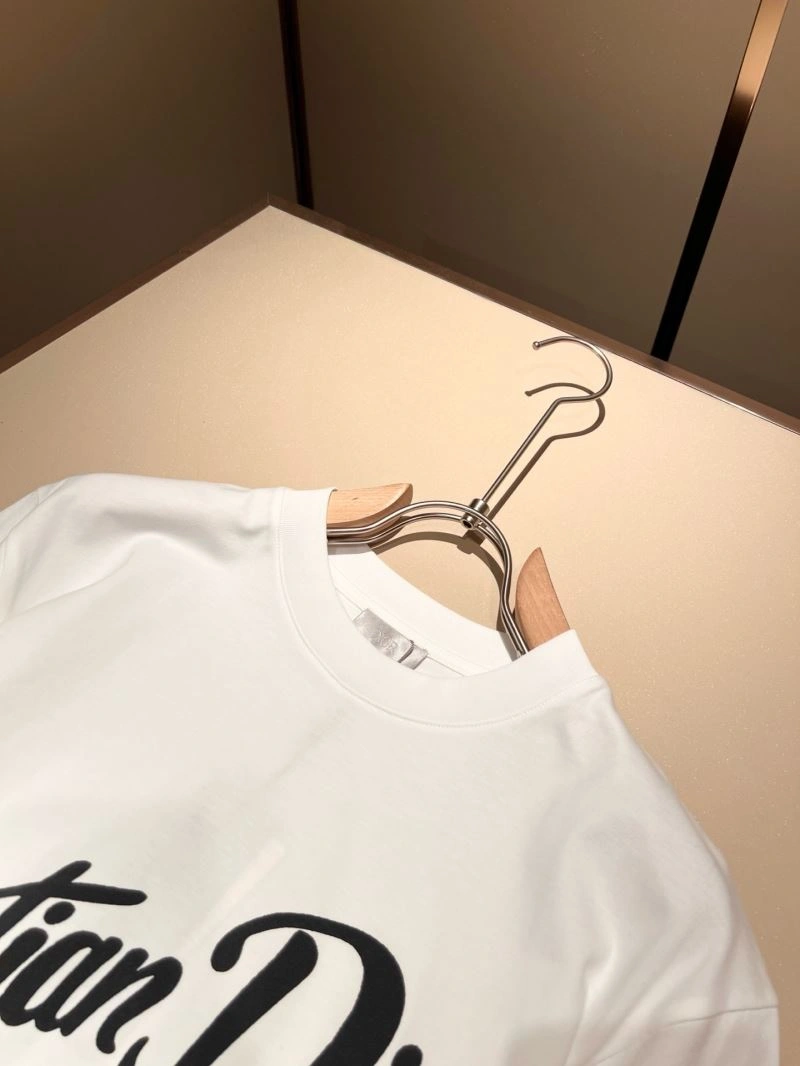 ModernLook Christian Dior T-Shirts 116083