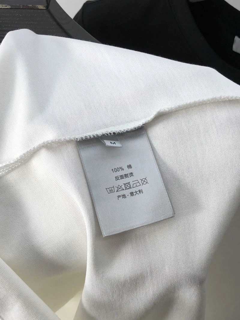 Stylish Christian Dior T-Shirts 116082