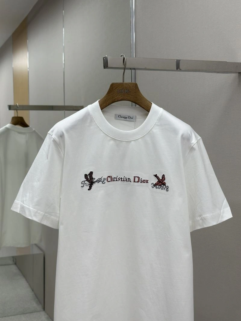 Christian Dior T-Shirts Sustainable 116068