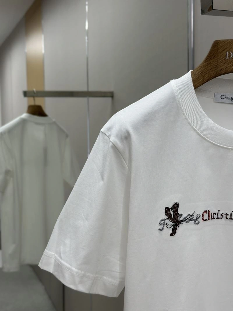 Christian Dior T-Shirts Sustainable 116068