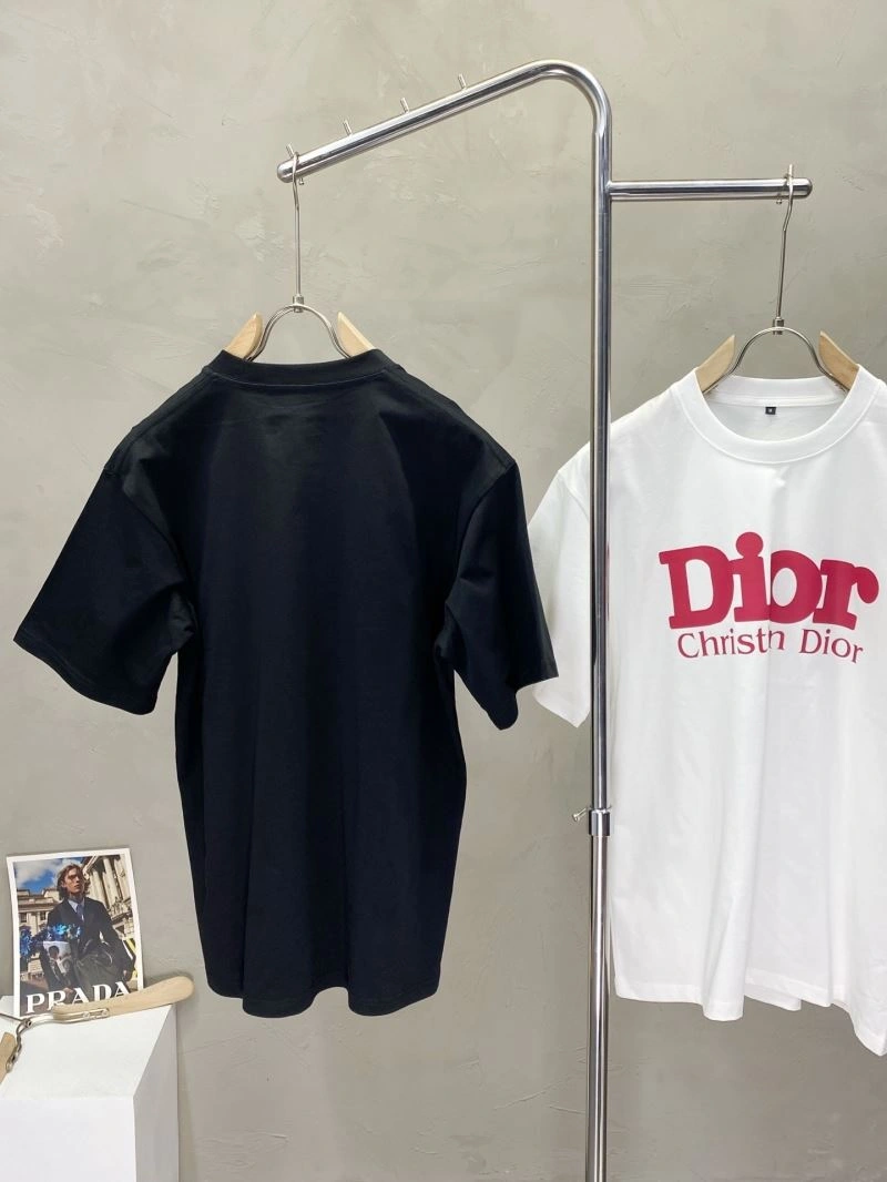 Christian Dior T-Shirts Comfortable 116041
