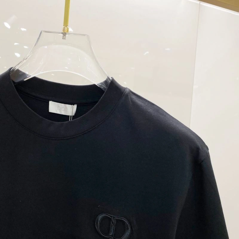 Christian Dior T-Shirts ModernLook 116018