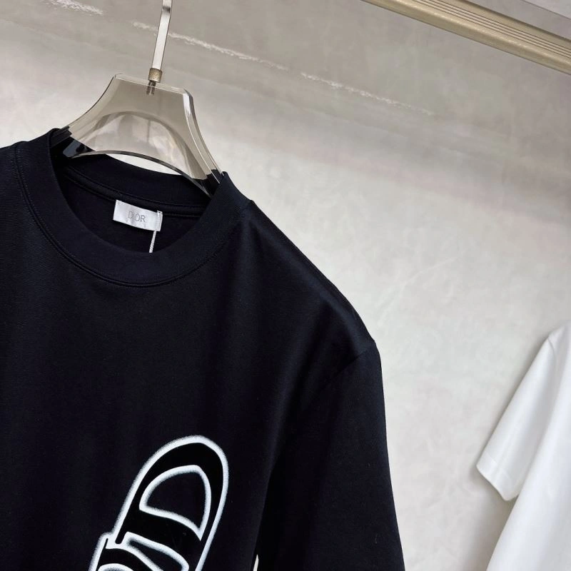 Christian Dior T-Shirts FashionForward 116011
