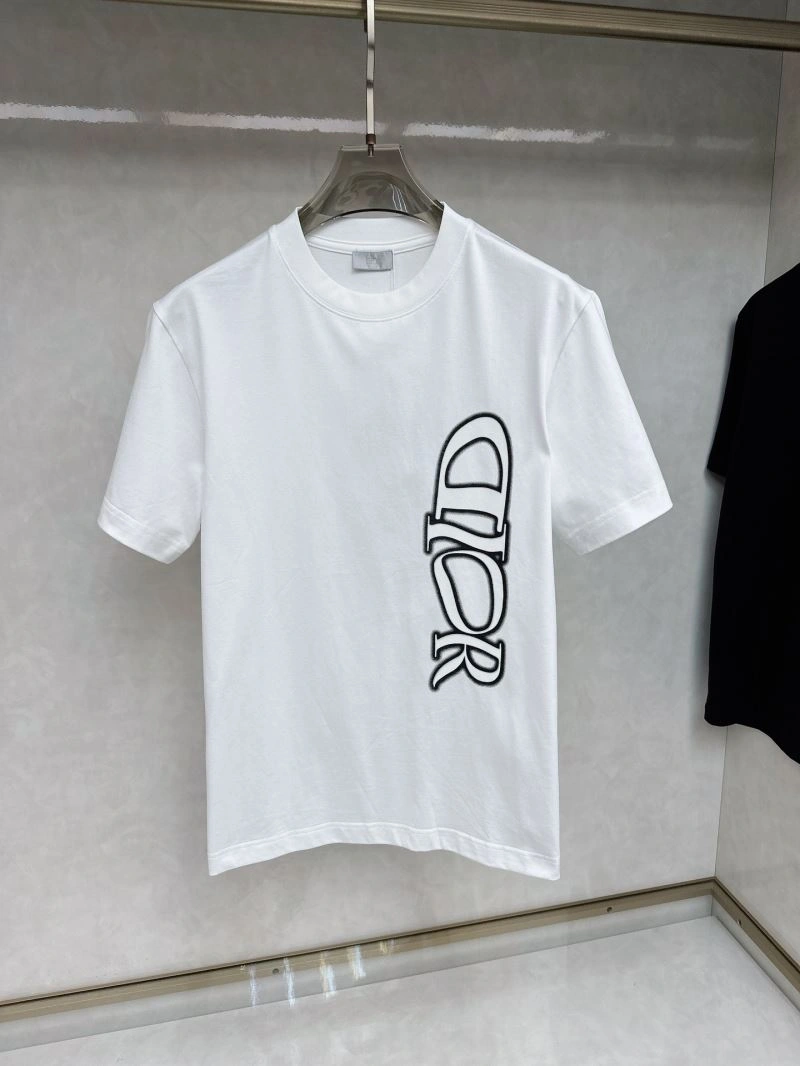 Resilient Christian Dior T-Shirts 116012