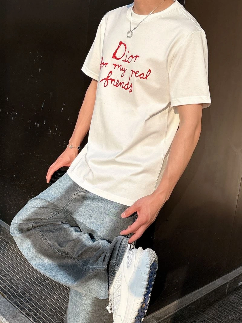 Christian Dior T-Shirts Sleek 116010