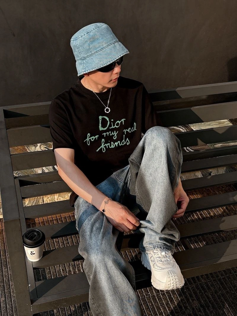 Christian Dior T-Shirts Durable 116009