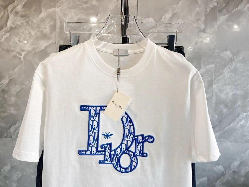 Refined Christian Dior T-Shirts 116008