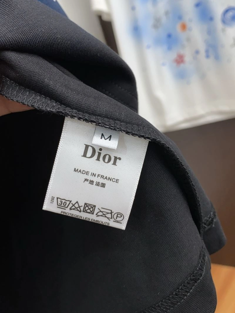 Bold Christian Dior T-Shirts 116004