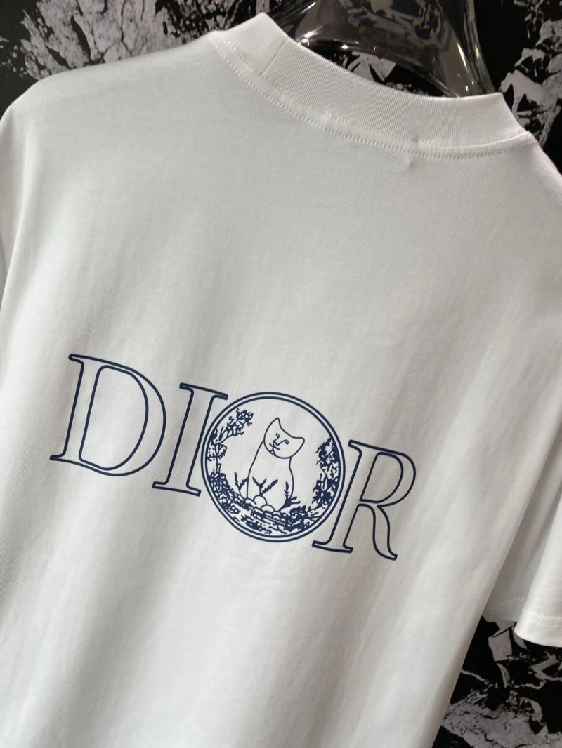 Sustainable Christian Dior T-Shirts 115981