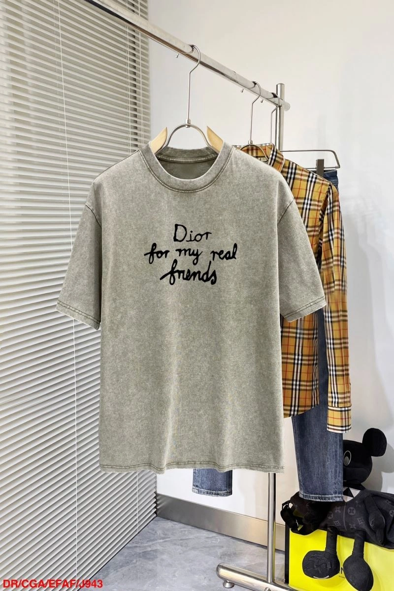 Supportive Christian Dior T-Shirts 115972