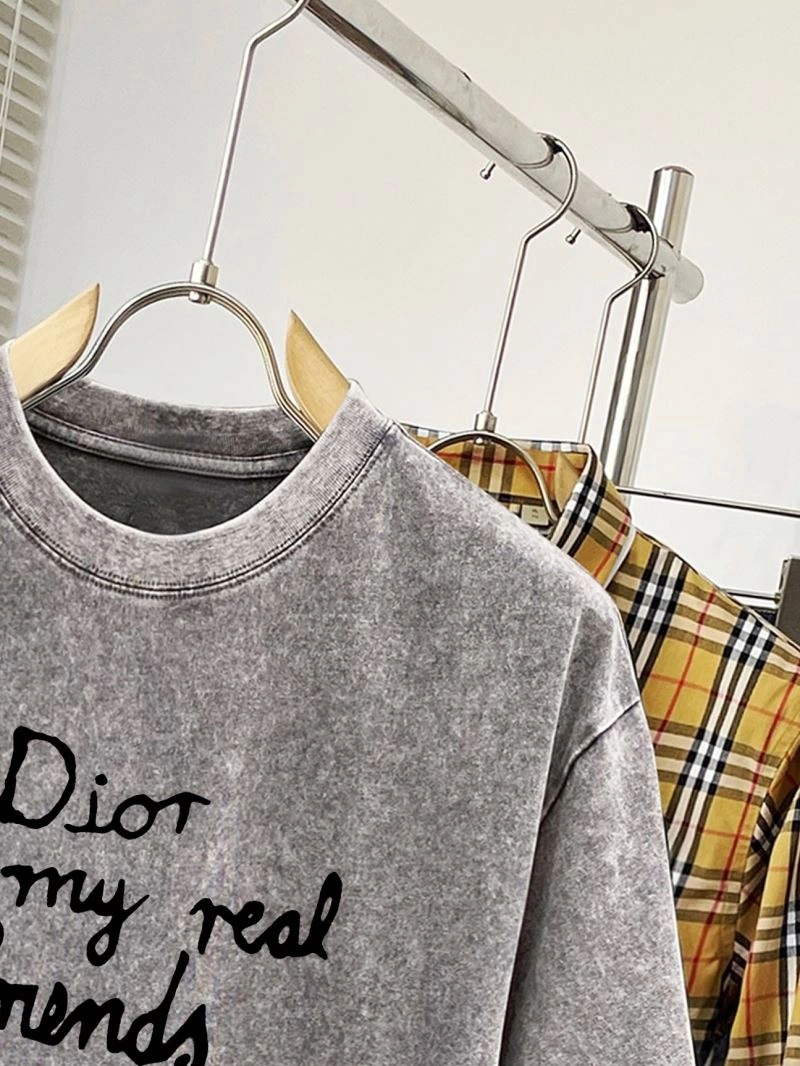 FashionForward Christian Dior T-Shirts 115970