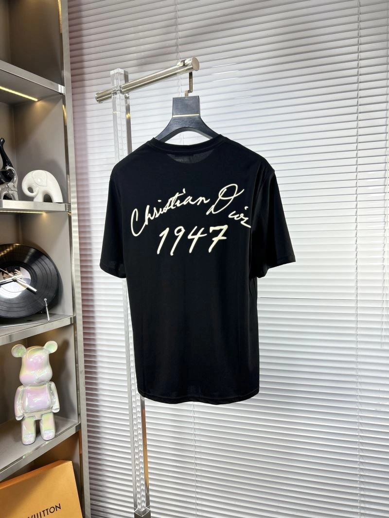 Lightweight Christian Dior T-Shirts 115947