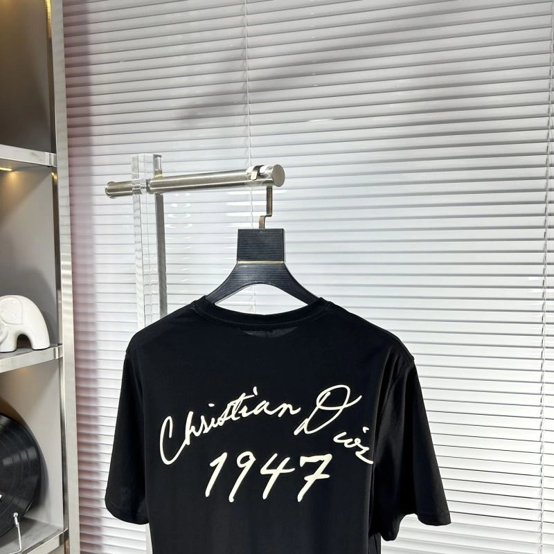 Lightweight Christian Dior T-Shirts 115947