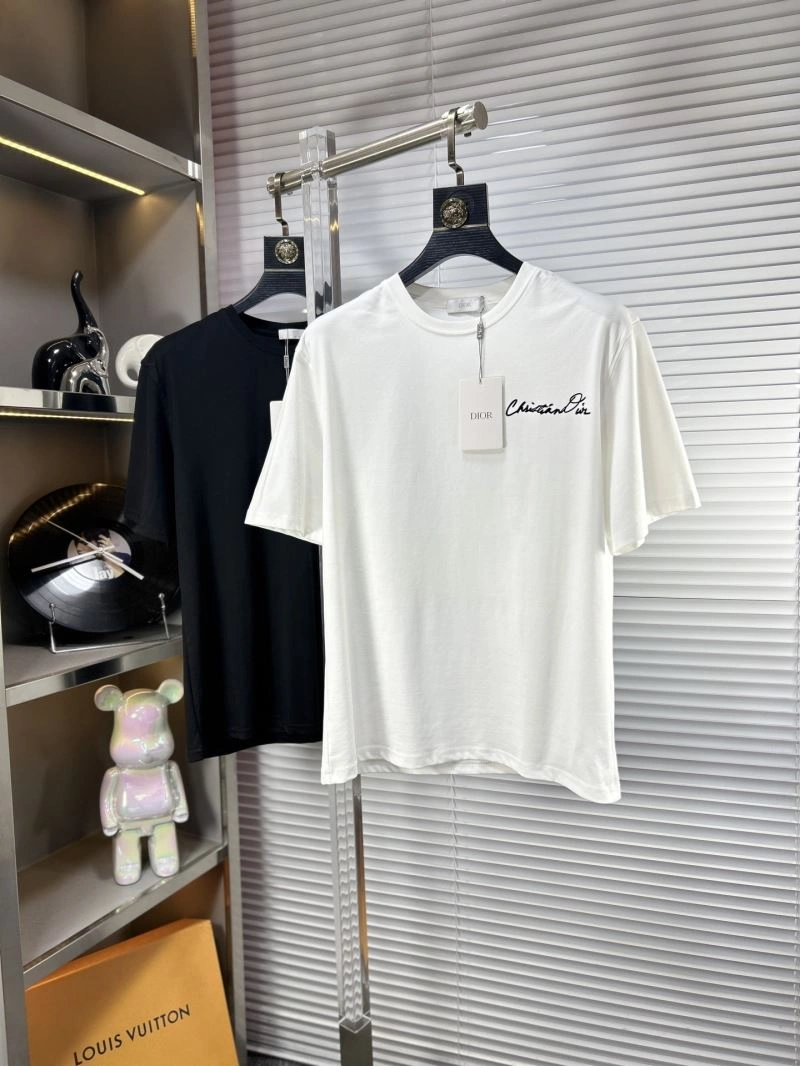 Lightweight Christian Dior T-Shirts 115947