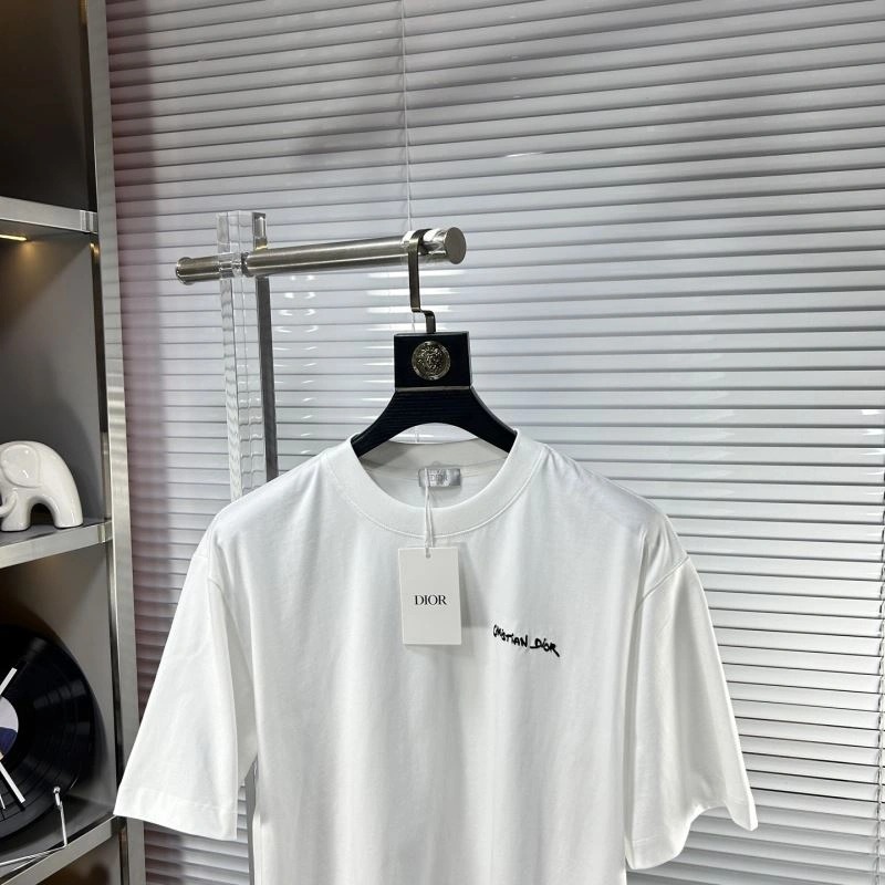 Tailored Christian Dior T-Shirts 115918