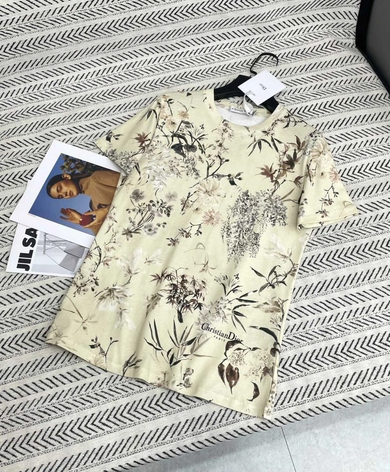Christian Dior T-Shirts Resilient 113662