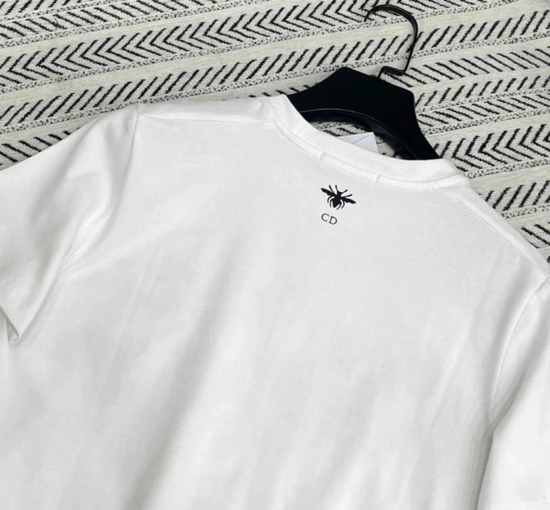 Snug Christian Dior T-Shirts 113626