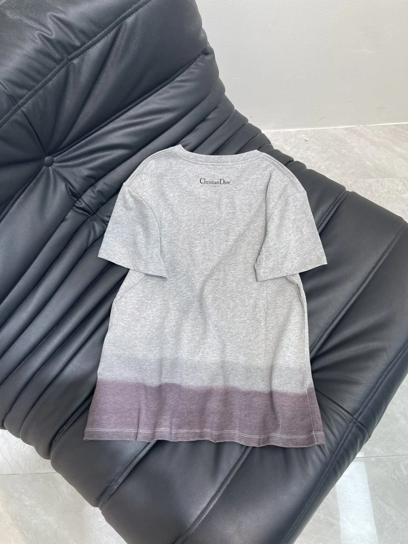 Trendsetting Christian Dior T-Shirts 113622