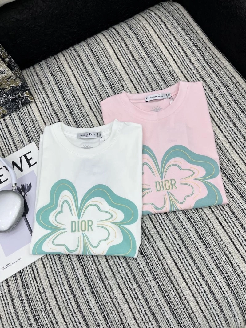 UrbanChic Christian Dior T-Shirts 113644