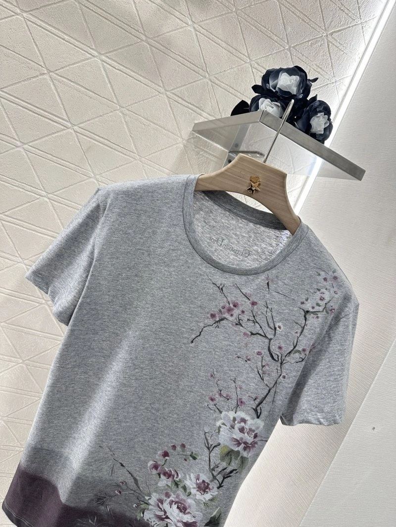 Christian Dior T-Shirts Versatile 113614