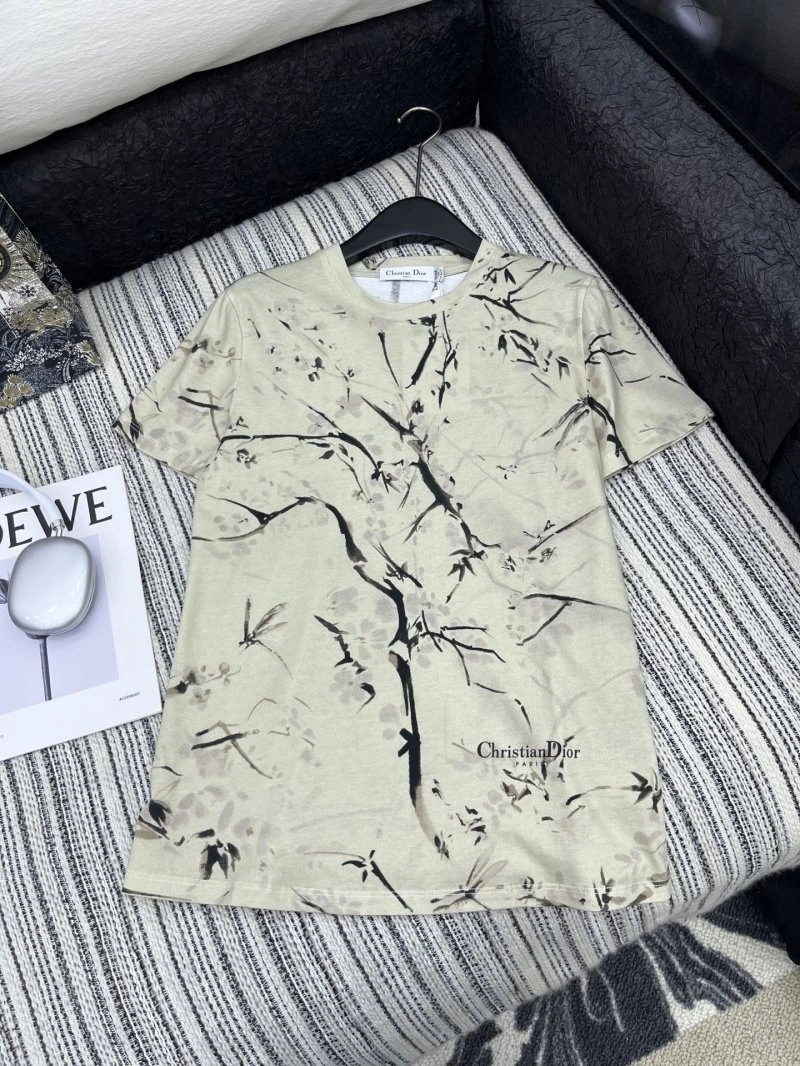 Stretchable Christian Dior T-Shirts 113583