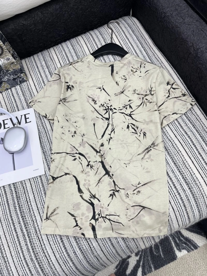 Stretchable Christian Dior T-Shirts 113583
