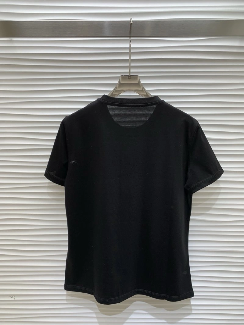 Effortless Christian Dior T-Shirts 113595
