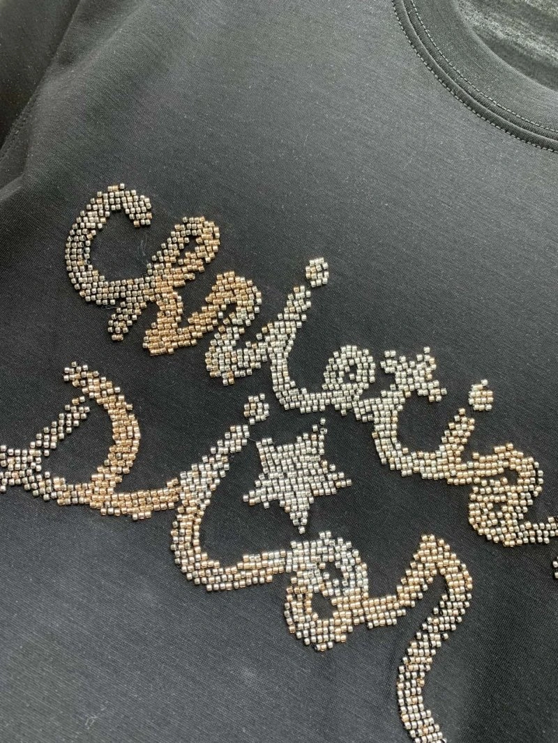 Effortless Christian Dior T-Shirts 113595