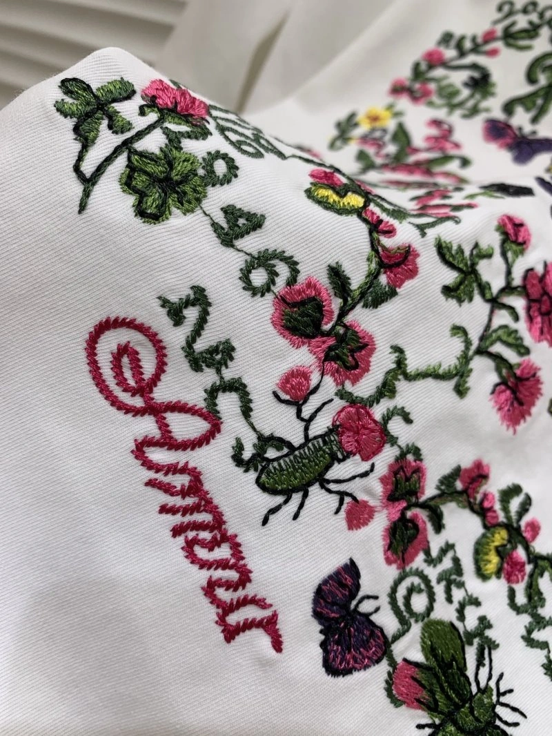 ModernLook Christian Dior T-Shirts 113578