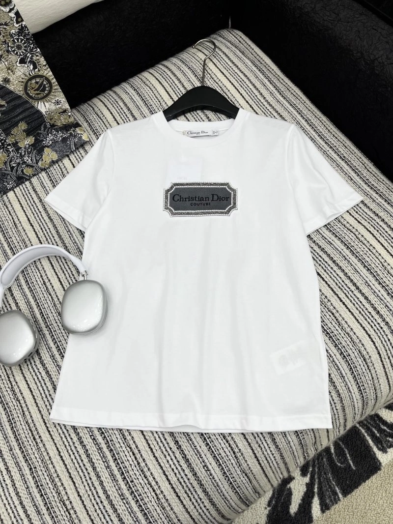 Christian Dior T-Shirts UrbanChic 113574