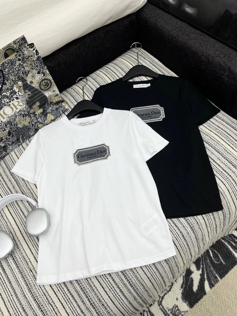 Christian Dior T-Shirts UrbanChic 113574