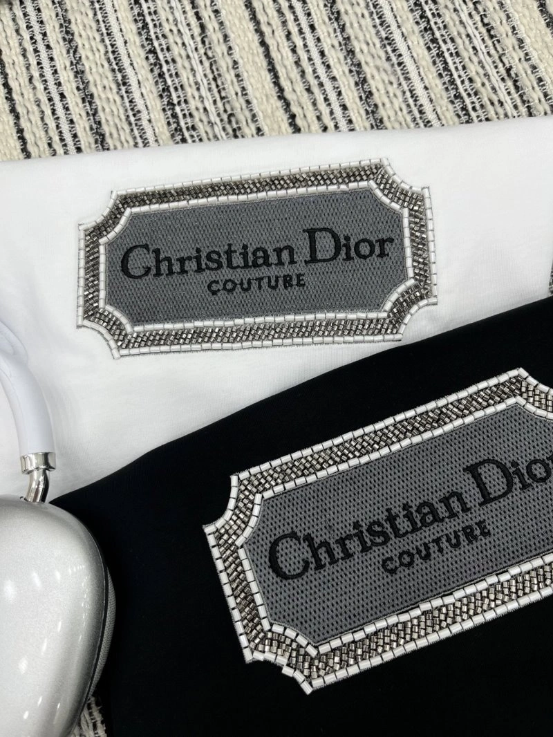 Christian Dior T-Shirts UrbanChic 113574