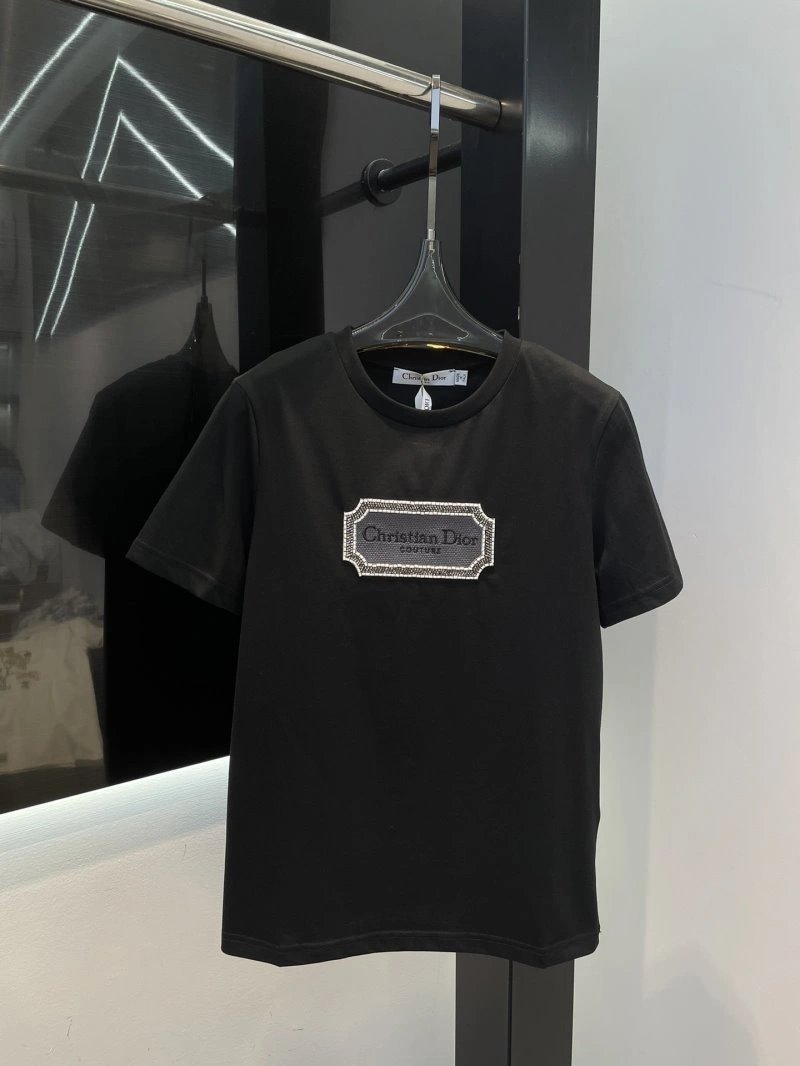 Vibrant Christian Dior T-Shirts 113545