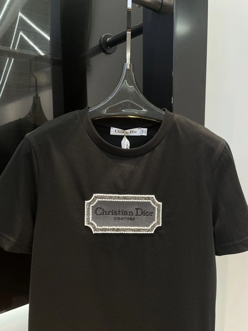 Vibrant Christian Dior T-Shirts 113545