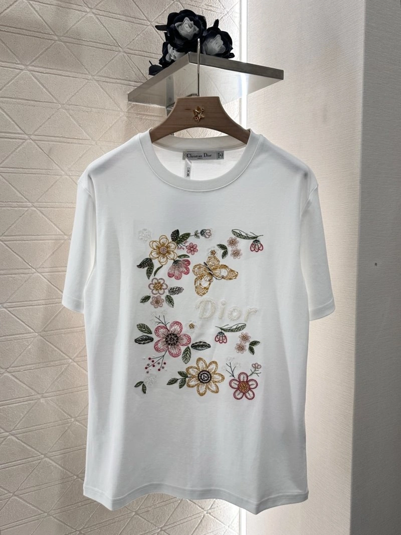 Christian Dior T-Shirts Trendsetting 113448