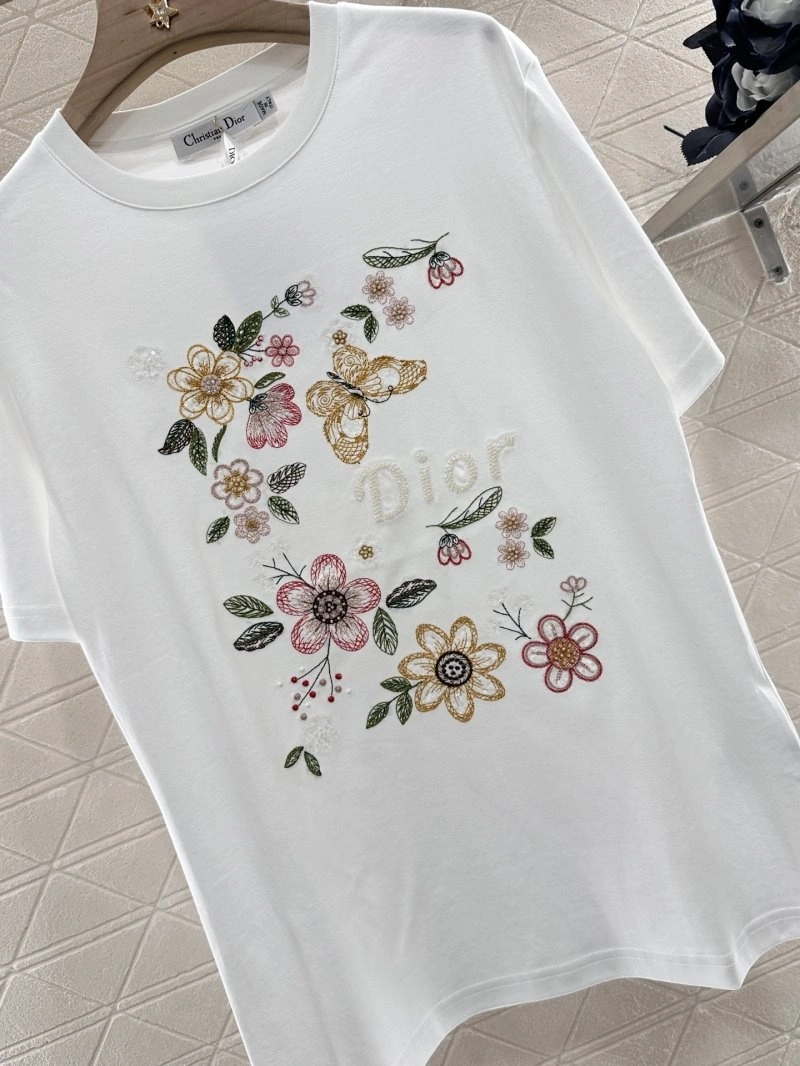 Christian Dior T-Shirts Trendsetting 113448
