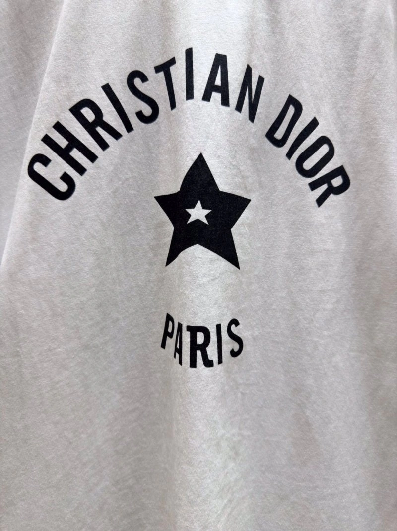 Cozy Christian Dior T-Shirts 113422