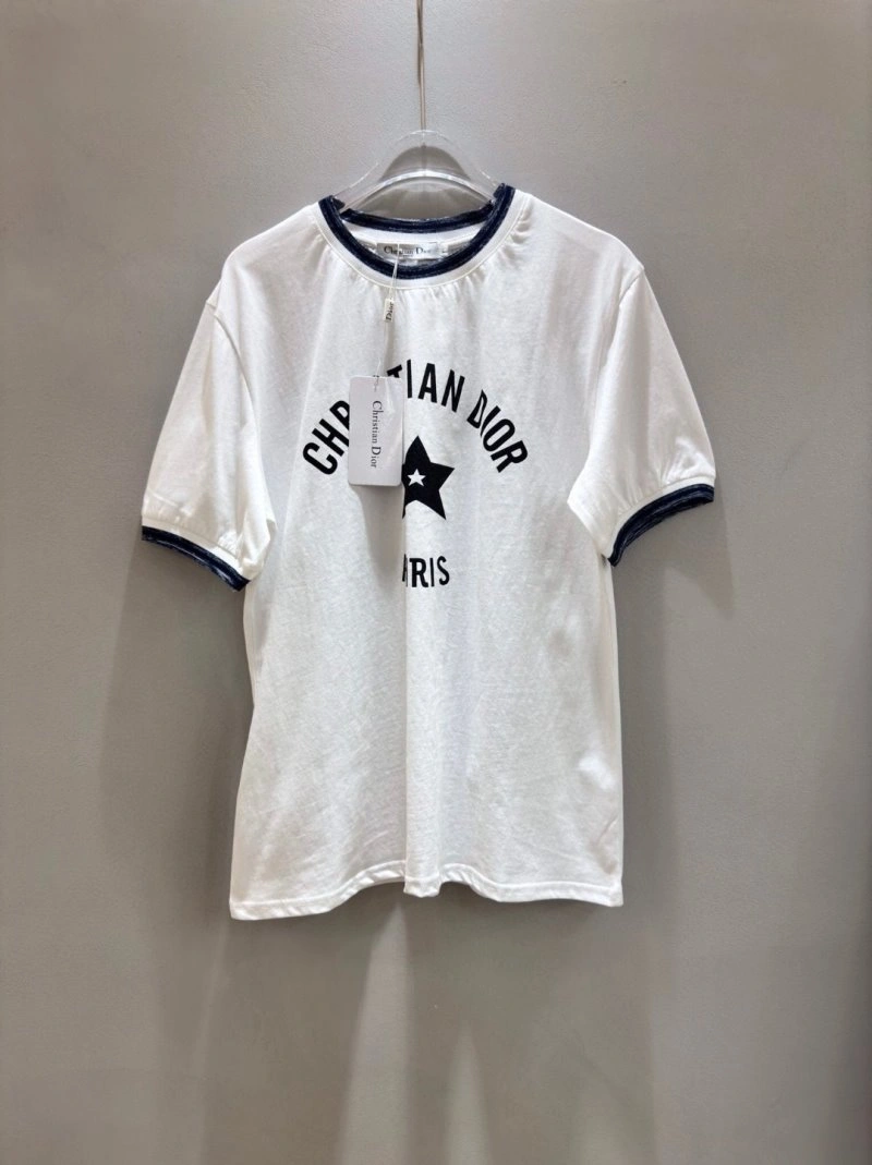 Cozy Christian Dior T-Shirts 113422